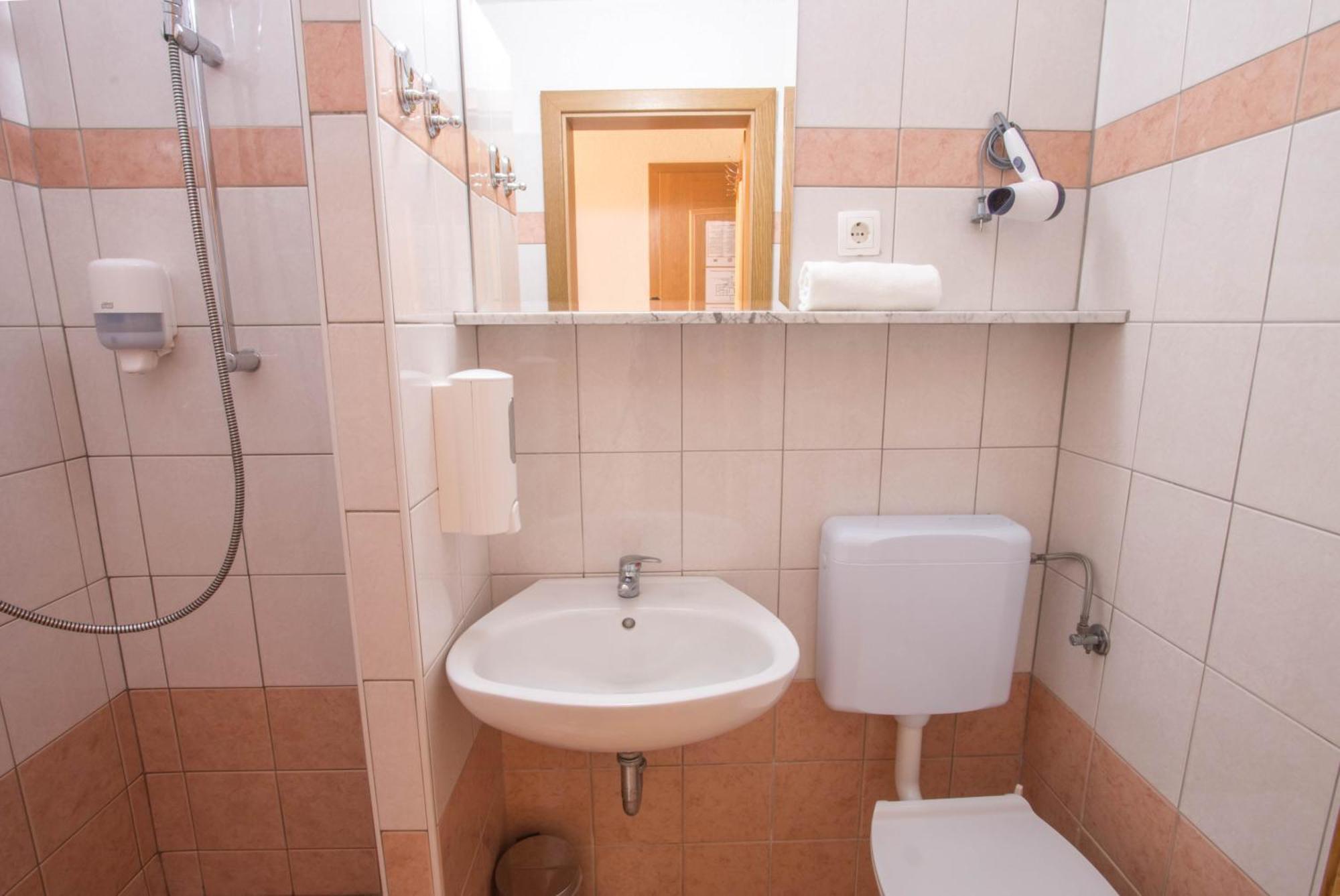 Jagodic Garni Hotel Cerklje na Gorenjskem Bilik gambar