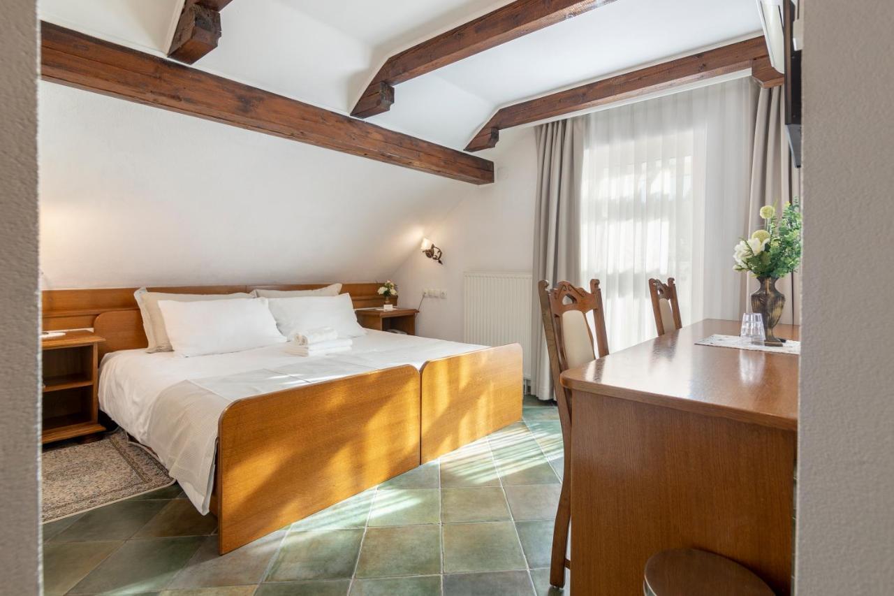 Jagodic Garni Hotel Cerklje na Gorenjskem Luaran gambar